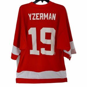 VTG Logo 7 Mens XL Hockey Jersey Detroit Red Wings